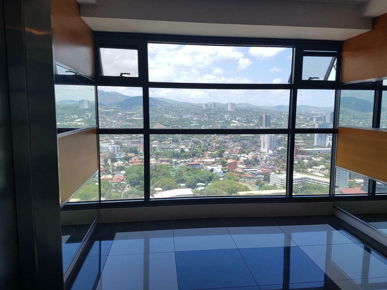 Kc Studio 7 At Horizon 101 Cebu Exteriör bild